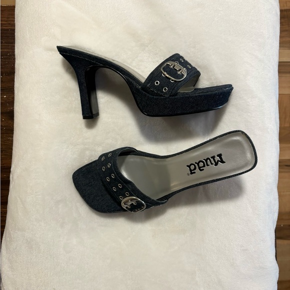 Y2K Vintage Denim Heels - Picture 2 of 4